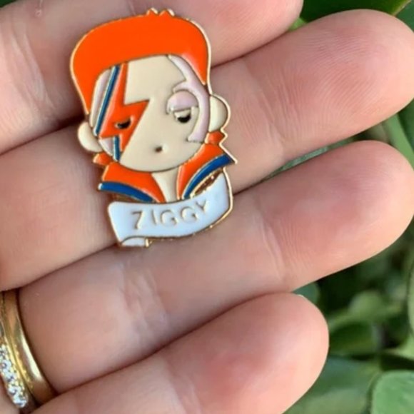 Jewelry Brand New Famous Icon Collection Enamel Pin Ziggy Stardust